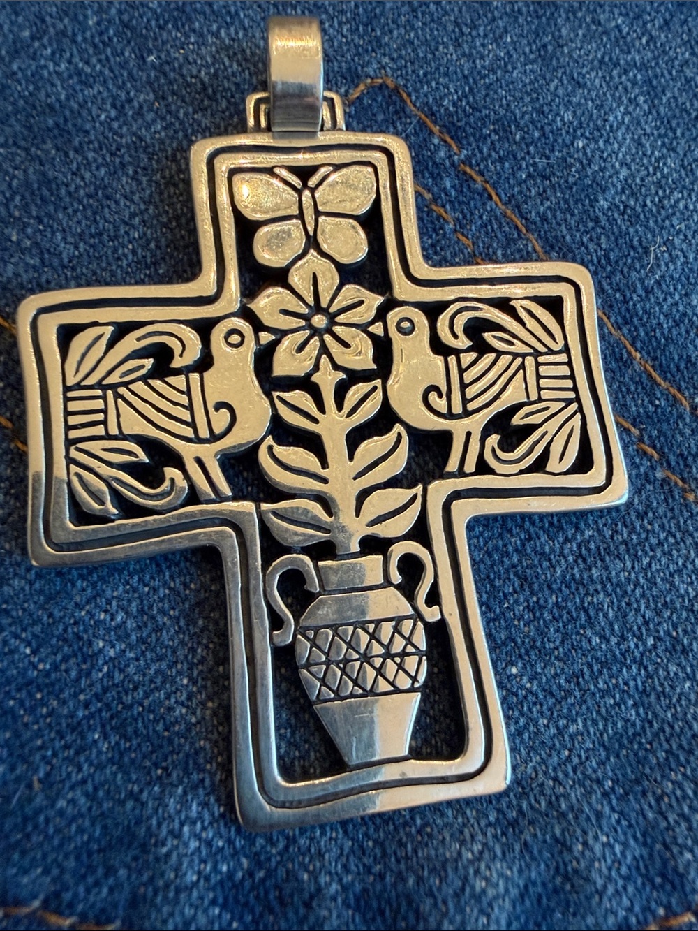 James Avery Limited edition abundant life cross pendant